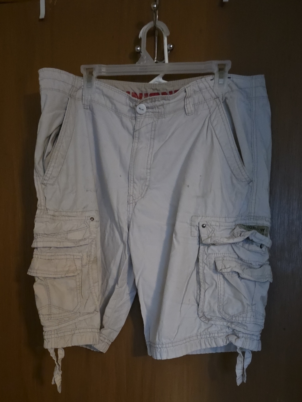UNIONBAY Men's Light Tan Cargo Shorts with Utility Pockets